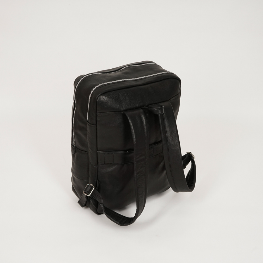 New Classic Backpack - Black Leather
