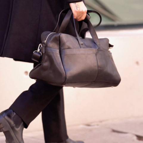 New Classic Weekender Bag - Black Leather